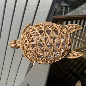 Brand new Tommy Bahama Woven Turtle-Shaped Handbag